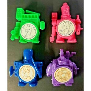 Vintage Set of 4 Coin Bank Warrior Gumball Vending Machine Toys SKU 33